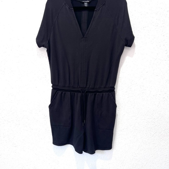 Athleta balance Black V-Neck Romper M - Picture 10 of 11